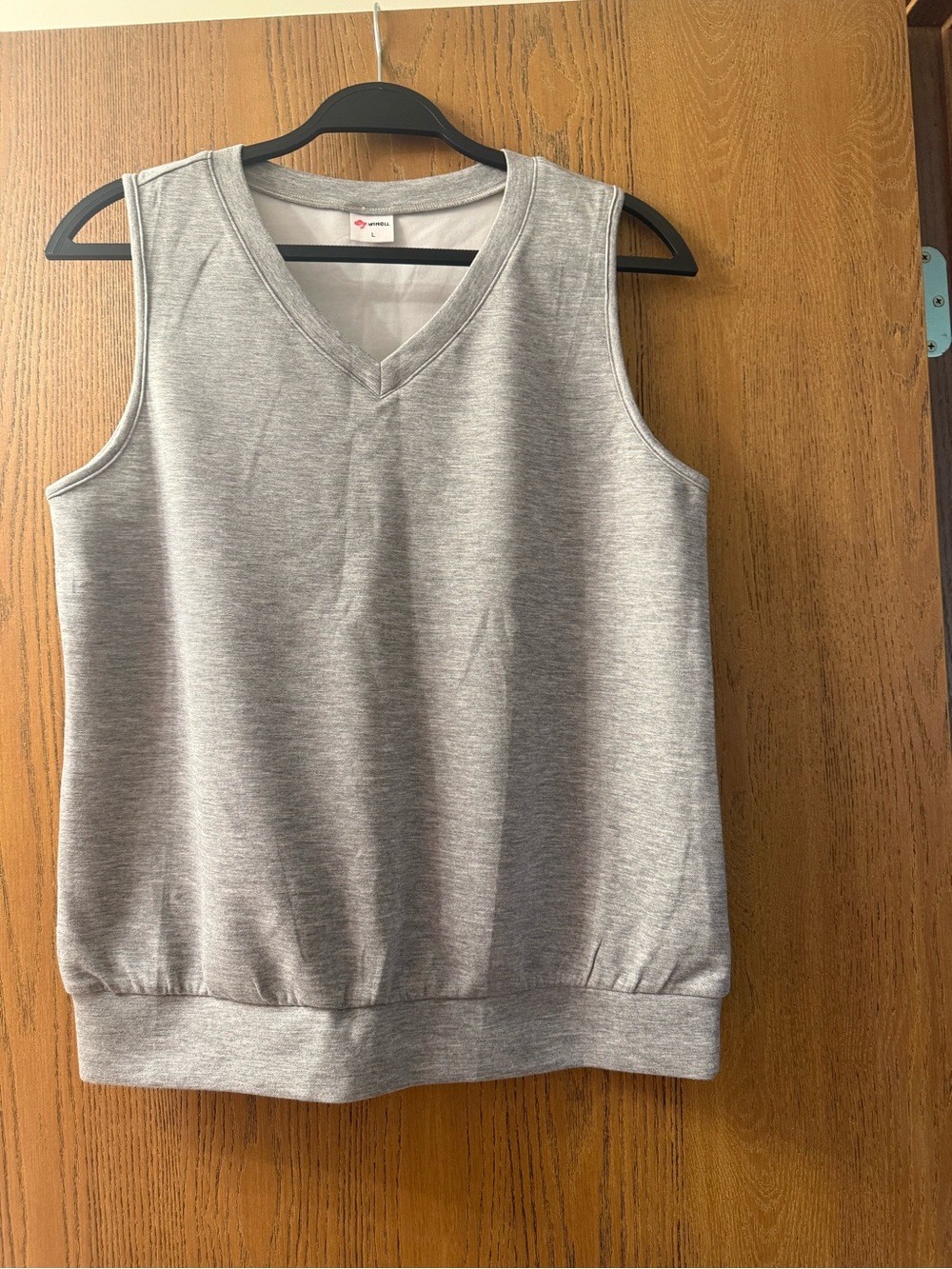 Sleeveless V-Neck Heather Gray Pullover Tank